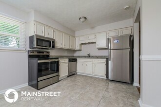 6703 El Rancho Rd in Louisville, KY - Foto de edificio - Building Photo