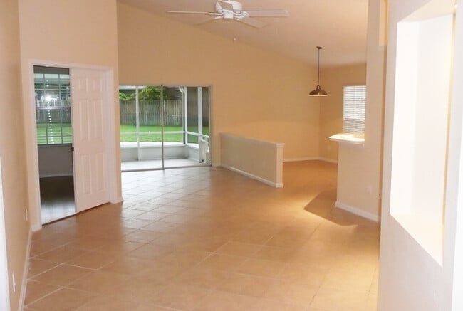 840 Garden Glen Loop in Lake Mary, FL - Building Photo - Building Photo