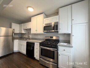 217 E 46th St in Kansas City, MO - Building Photo - Building Photo