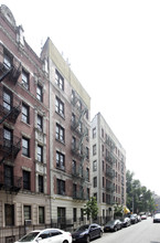 1061 St Nicholas Ave in New York, NY - Building Photo - Building Photo