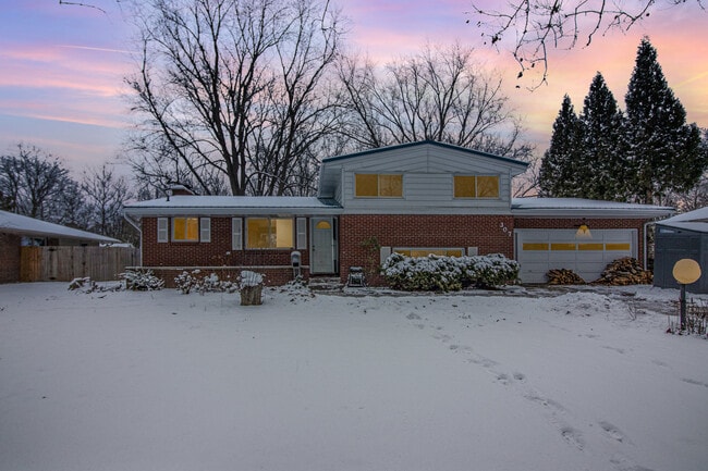 property at 307 Norfolk St