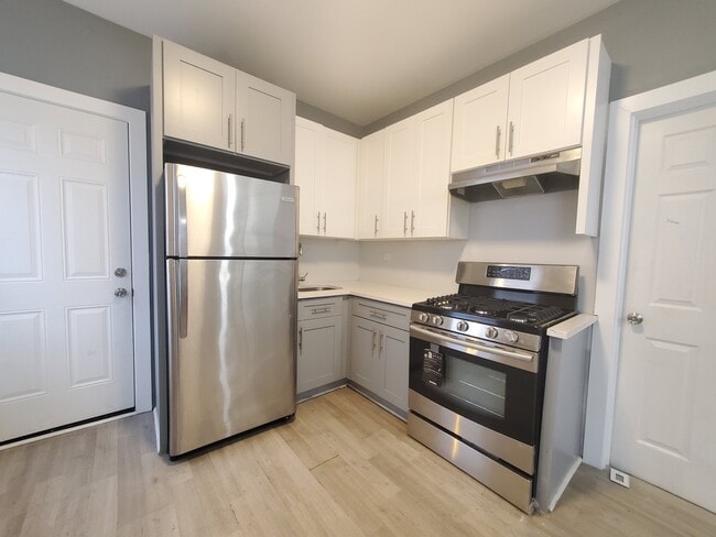 169 Claremont Ave, Unit 1