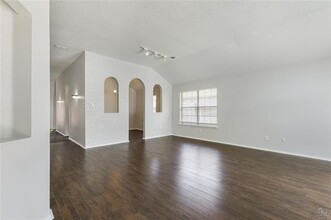 837 Pimernel Ln in Plano, TX - Foto de edificio - Building Photo