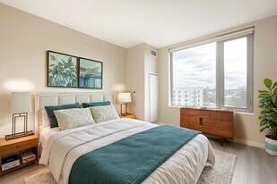 1524 Sheepshead Bay Rd in Brooklyn, NY - Building Photo