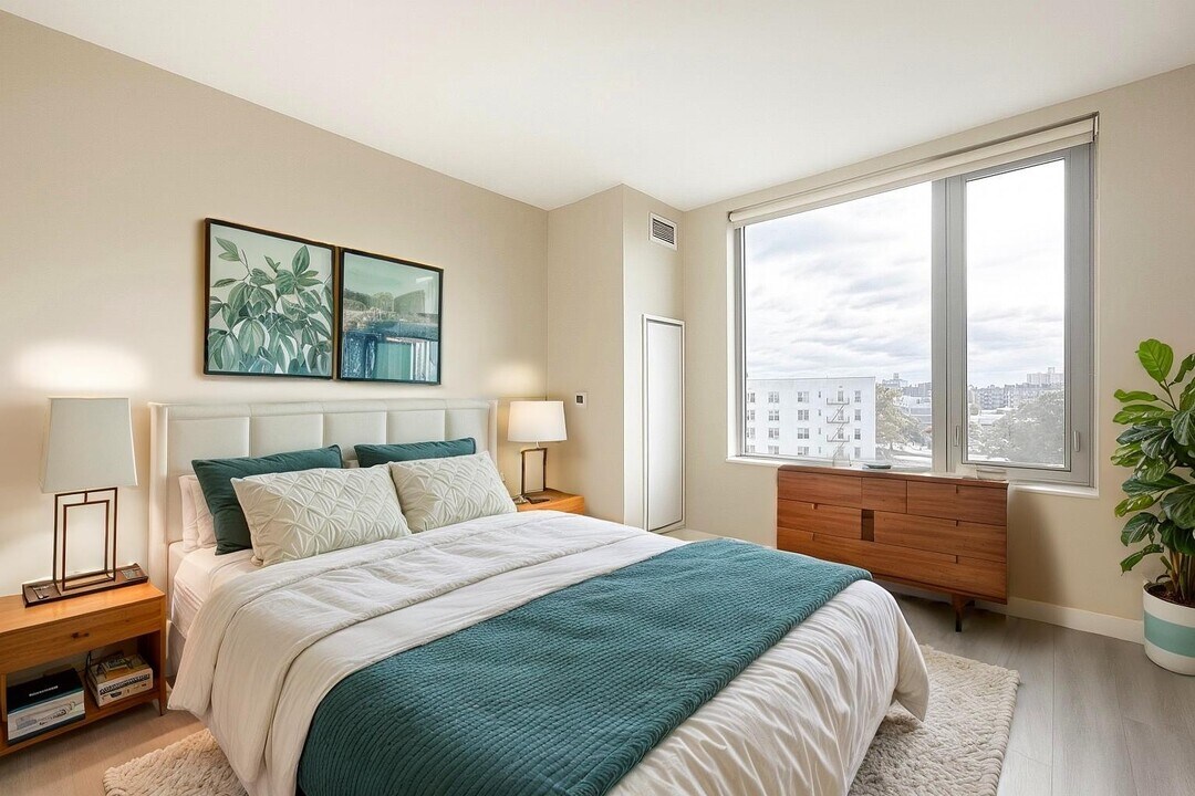 1524 Sheepshead Bay Rd in Brooklyn, NY - Building Photo