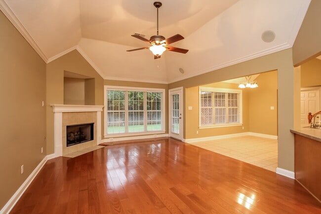 5245 Charlotte Oak Cove in Arlington, TN - Building Photo - Building Photo