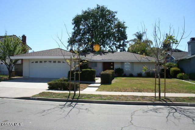 77 Fallbrook Ave