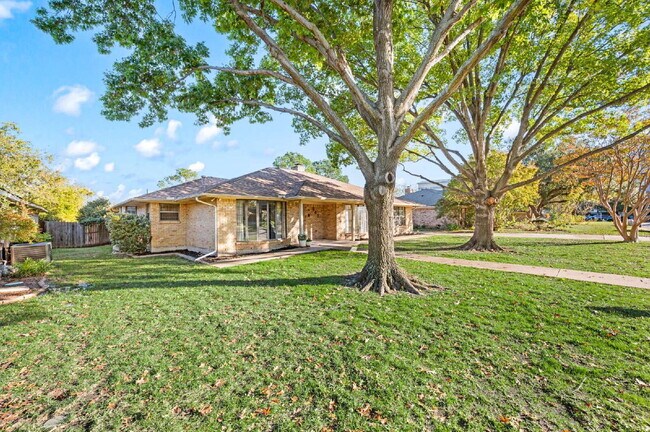 507 Crestview Dr in Grapevine, TX - Building Photo - Building Photo