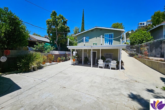 property at 1716 Grafton St