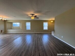 619 Northern Lights Dr in New Braunfels, TX - Building Photo - Building Photo