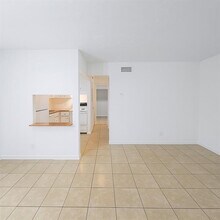 1151 NE 17th Ct in Fort Lauderdale, FL - Building Photo - Building Photo