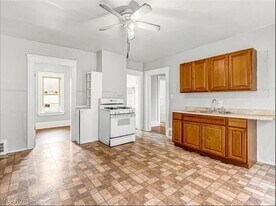 3635 E 49th St in Cleveland, OH - Building Photo