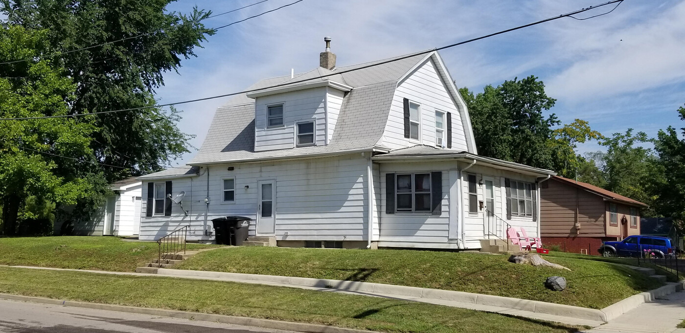 1302 E 15th St in Des Moines, IA - Building Photo