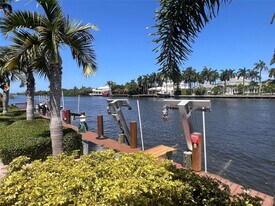 3014 Waterside Cir in Boynton Beach, FL - Building Photo