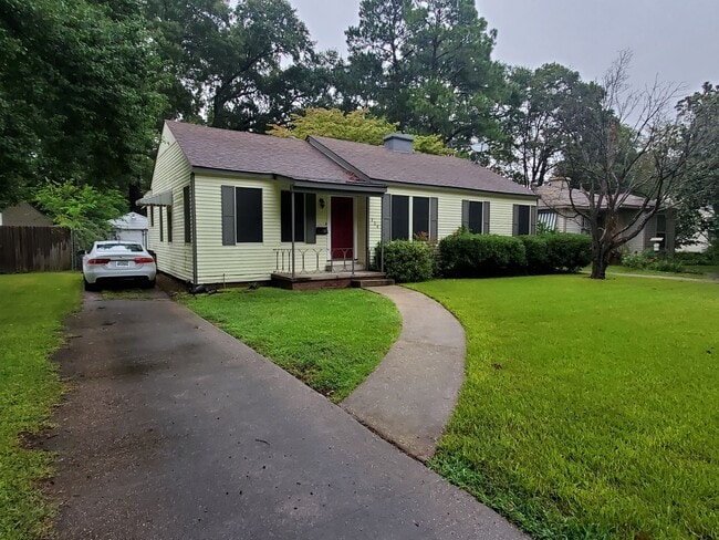 property at 224 Preston Ave