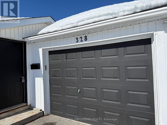 328 Little Ave in Barrie, ON - Building Photo - Building Photo