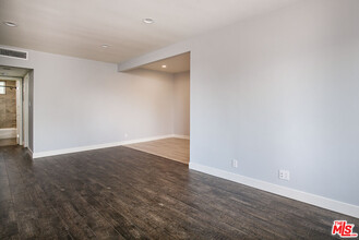 1136 Spazier Ave in Glendale, CA - Building Photo - Building Photo