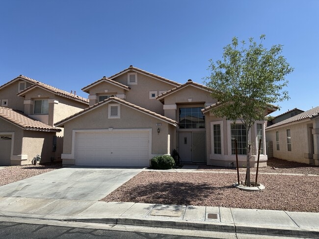 903 Sterling Thorn Ct