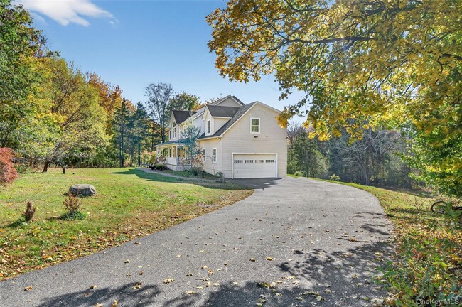 1281 NY-208 in Monroe, NY - Building Photo - Building Photo