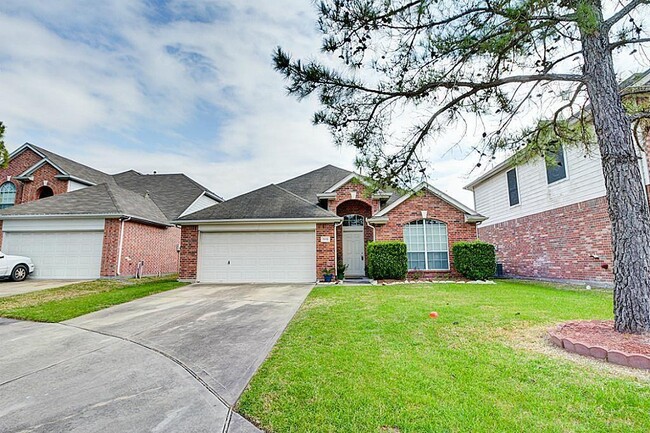 11118 Hunting Path Ct in Houston, TX - Building Photo - Building Photo
