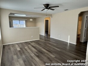 9902 Red Ascot in San Antonio, TX - Building Photo - Building Photo