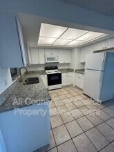 13135 Washington Ave in Largo, FL - Building Photo - Building Photo
