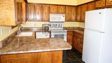 5301 Capulin Ln in Amarillo, TX - Building Photo - Building Photo