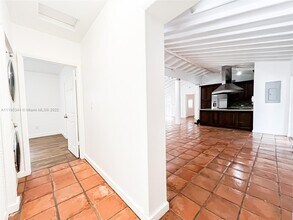 3850 Crawford Ave in Miami, FL - Building Photo - Building Photo