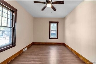 137 Southside Pkwy in Buffalo, NY - Building Photo - Building Photo