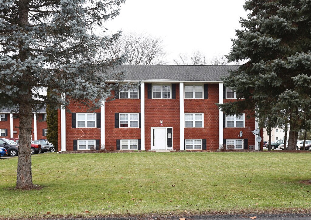 Red Coach Apartments Baldwinsville, NY Apartments For Rent