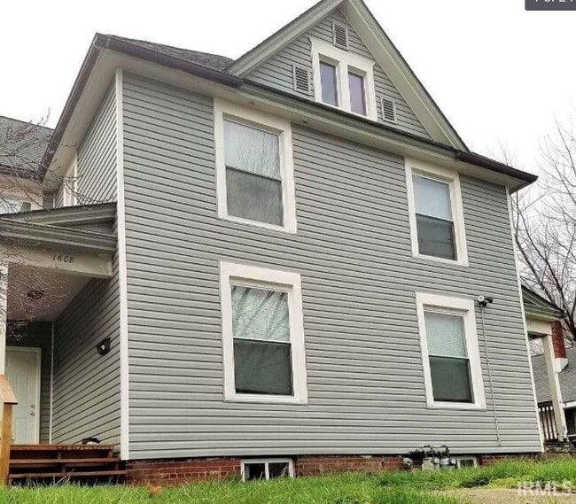 property at 1610 N 12th St