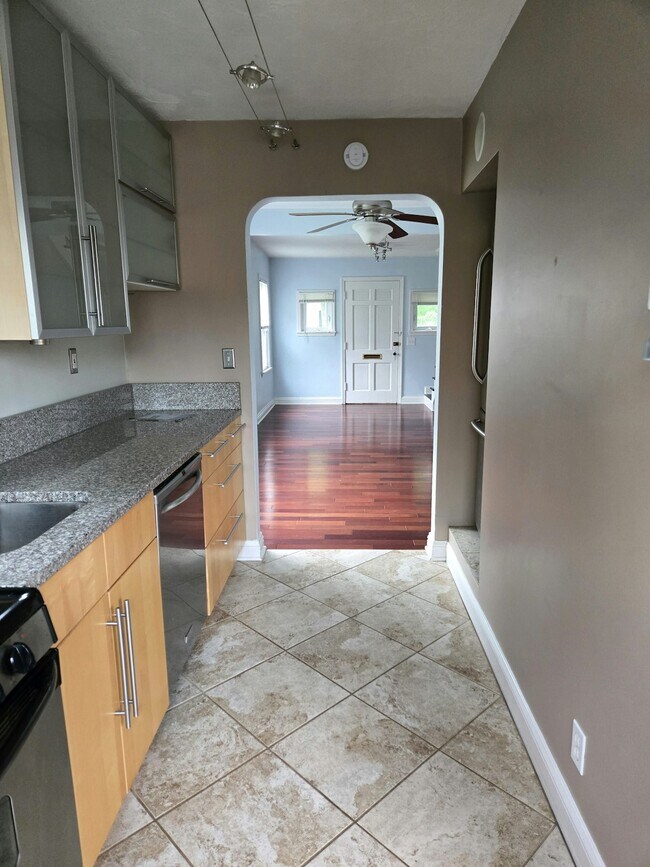 201 Staebler Ave in Louisville, KY - Building Photo - Building Photo