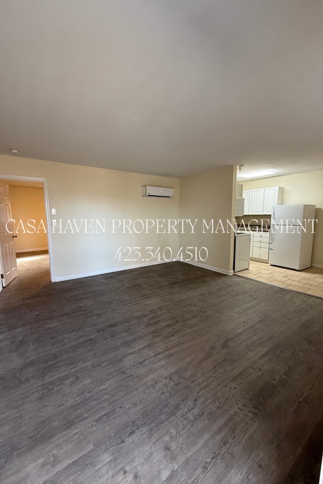 189 Cedar Point Rd in Johnson City, TN - Building Photo - Building Photo