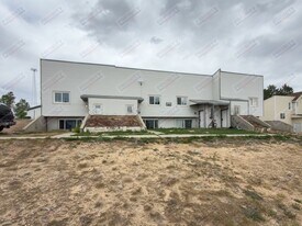 2711 Rapid St in Gillette, WY - Building Photo