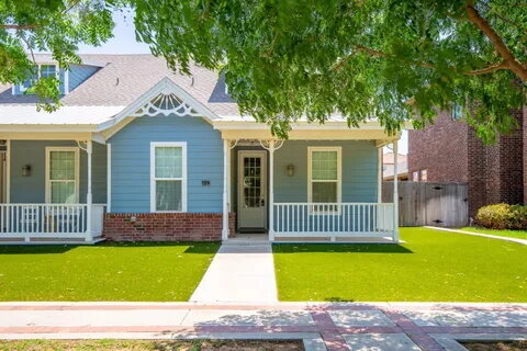 property at 2127 10th St