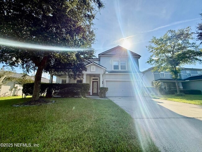 property at 105 N Aberdeenshire Dr