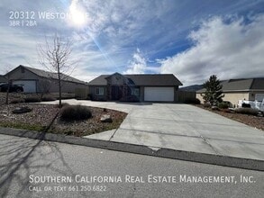20312 Weston Ave in Tehachapi, CA - Building Photo - Building Photo