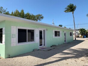 136 Gardenia St in Tavernier, FL - Building Photo - Building Photo