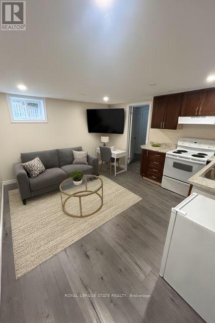 332 Jackson St W in Hamilton, ON - Building Photo - Building Photo