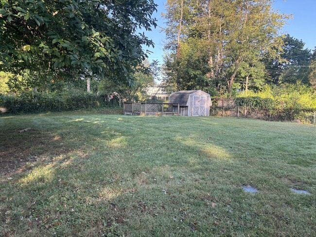 1043 Thrush Ln in Eagleville, PA - Building Photo - Building Photo