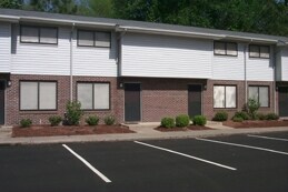 Greentree Village in Greenville, NC - Building Photo