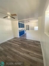 433 N 14th St in Fort Pierce, FL - Foto de edificio - Building Photo