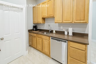 2212 N Camac St in Philadelphia, PA - Building Photo - Building Photo