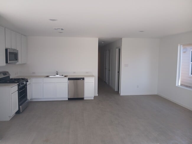 732 Canyon Run in Seguin, TX - Building Photo - Building Photo