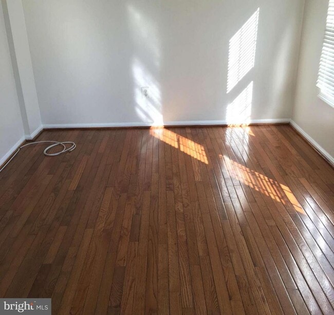 8014 Lakecrest Dr in Greenbelt, MD - Building Photo - Building Photo