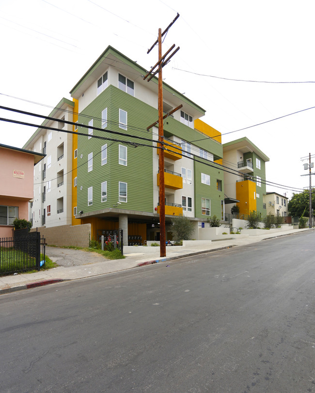 337 S Union Ave in Los Angeles, CA - Foto de edificio - Building Photo