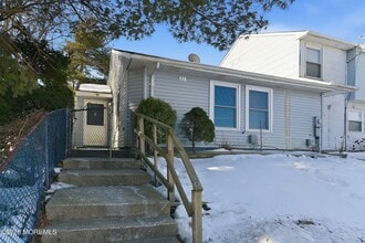21 Potomac Ct in Barnegat Township, NJ - Building Photo - Building Photo