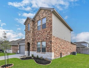 5106 Dove Hl Ln in Katy, TX - Foto de edificio - Building Photo