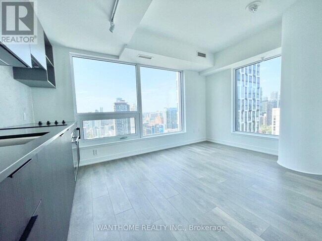 property at 82-3982 Dalhousie St