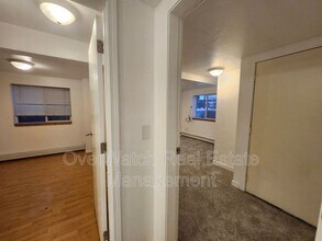 5303 Eielson St in Anchorage, AK - Building Photo - Building Photo